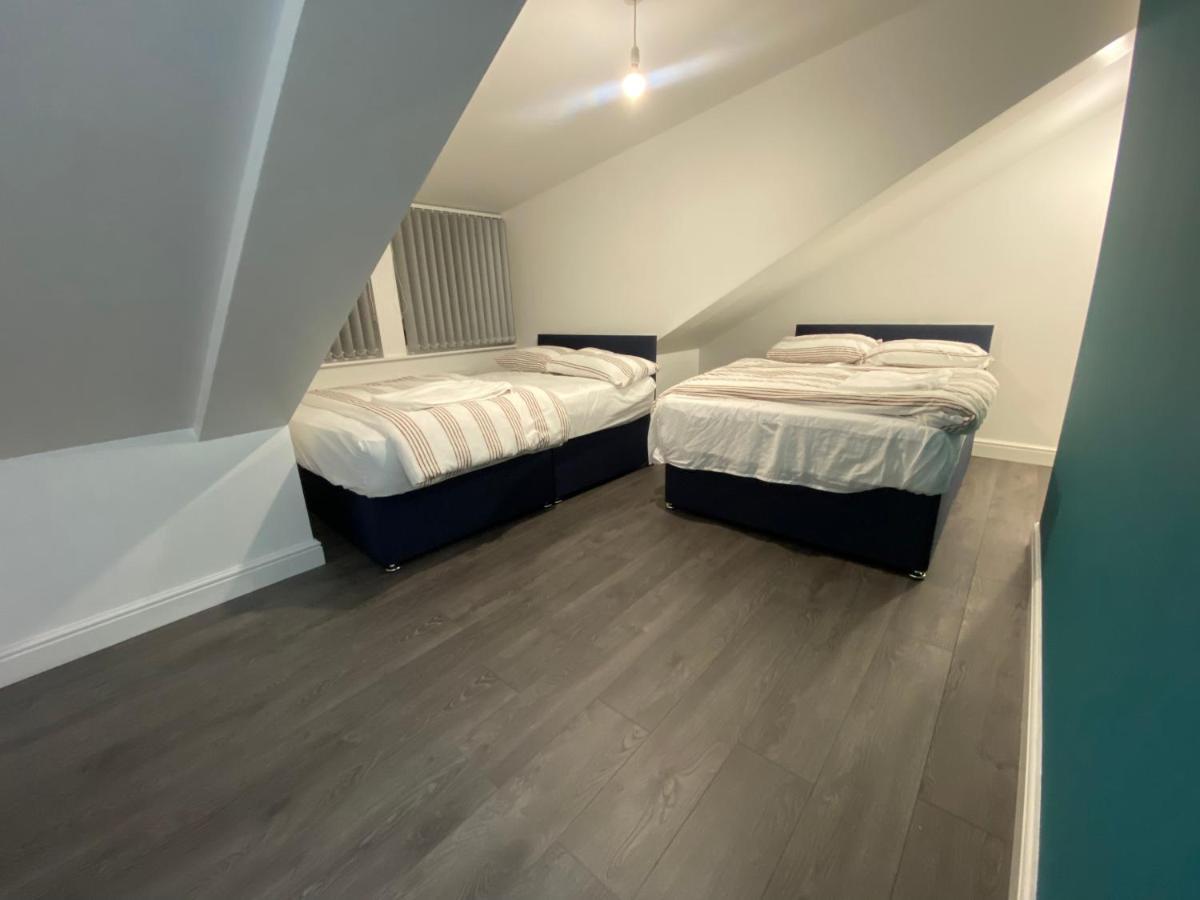 Villa Entire Luxury House Elland Exterior foto
